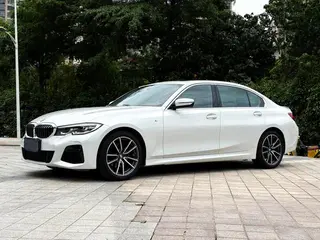 BMW 3 Series 2022 325Li M Спортивный костюм