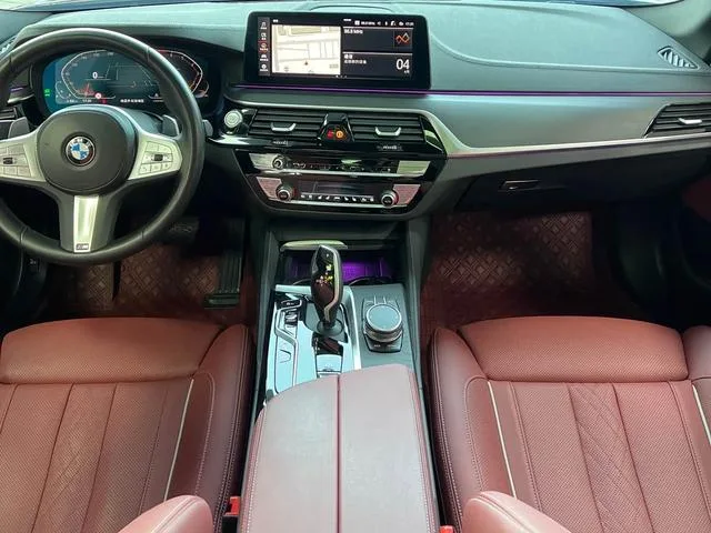 BMW 5 Series 2022 530Li Premium Class M Sports suit exterior photo 7