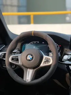 BMW 5 Series 2021 Модификация 530Li Лидирующий M Спортивный костюм интерьер фото 10 BMW 5 Series 2021 Модификация 530Li Лидирующий M Спортивный костюм интерьер фото 10