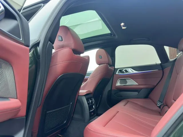 BMW 4 Series 2022 425i Gran Coupe M Sports Night Suit interior photo 11 BMW 4 Series 2022 425i Gran Coupe M Sports Night Suit interior photo 11