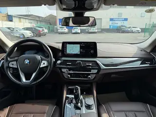 BMW 5 Series 2022 525Li Ensemble de luxe extérieur photo 5