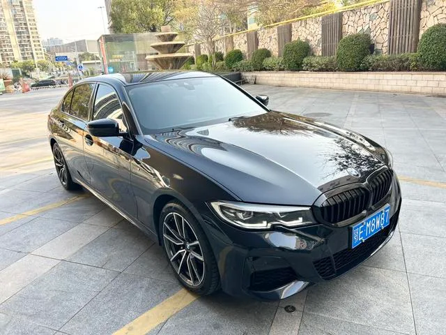 BMW 3 Series 2022 Reforma 325Li M Conjunto deportivo exterior foto 3
