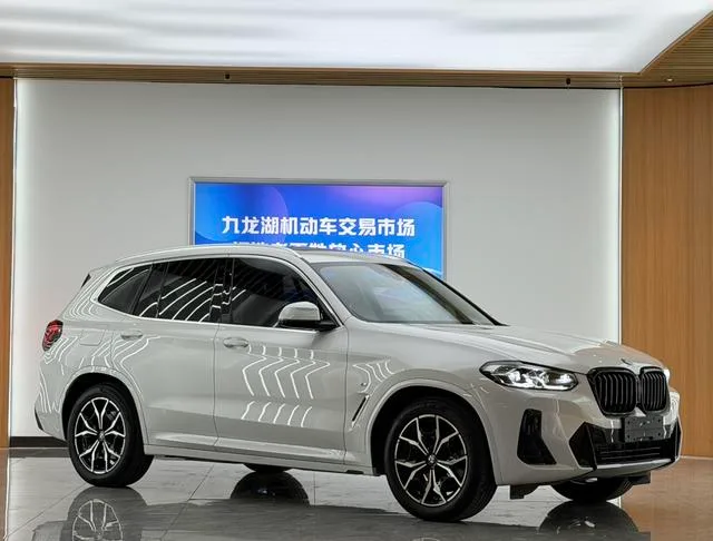 BMW X3 2022 xDrive25i M Ensemble de sport extérieur photo 3