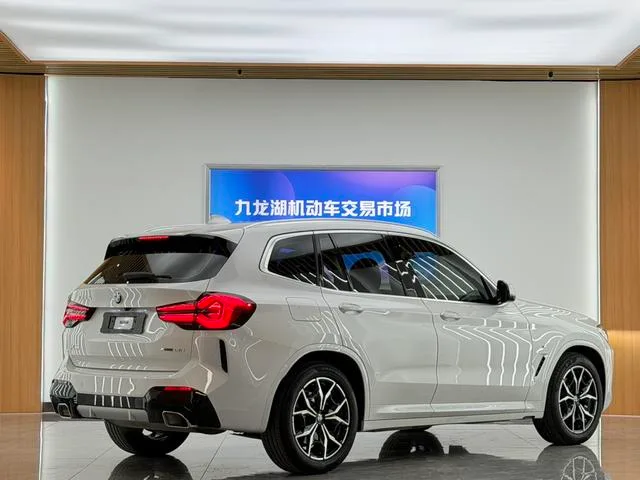 BMW X3 2022 xDrive25i M Ensemble de sport extérieur photo 7