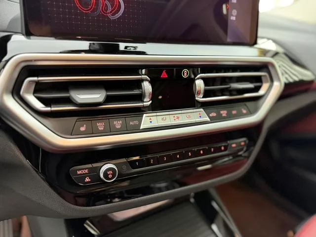 BMW X3 2022 xDrive25i M Ensemble de sport intérieur photo 16
