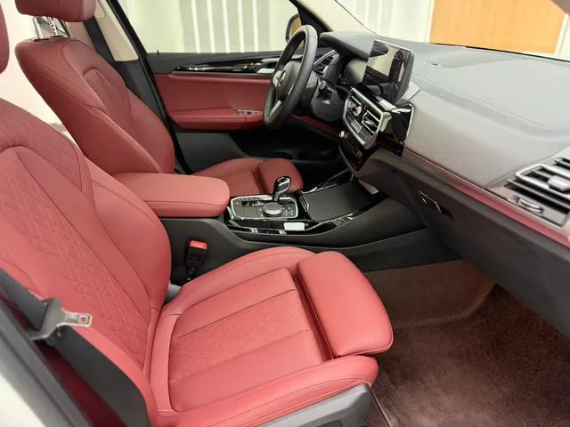 BMW X3 2022 xDrive25i M Ensemble de sport intérieur photo 17