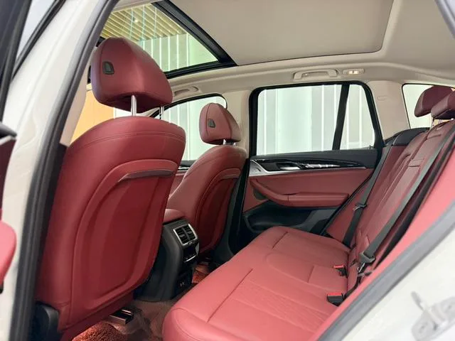 BMW X3 2022 xDrive25i M Ensemble de sport intérieur photo 18