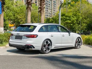 Audi RS 4 2024 RS4 2.9T Avant Burning version exterior photo 4 Audi RS 4 2024 RS4 2.9T Avant Burning version exterior photo 4