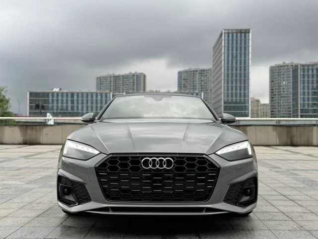 Audi A5 2022 Sportback 40 TFSI Moda y elegante exterior foto 2 Audi A5 2022 Sportback 40 TFSI Moda y elegante exterior foto 2