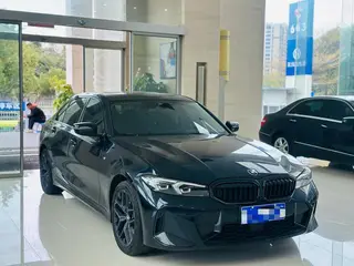 BMW 3 Series 2025 330Li M Sports Night Suit exterior photo 3 BMW 3 Series 2025 330Li M Sports Night Suit exterior photo 3