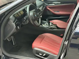 BMW 5 Series 2022 Модификация 525Li M Спортивный костюм экстерьер фото 4 BMW 5 Series 2022 Модификация 525Li M Спортивный костюм экстерьер фото 4