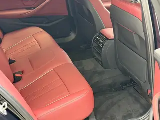 BMW 5 Series 2022 Модификация 525Li M Спортивный костюм интерьер фото 9 BMW 5 Series 2022 Модификация 525Li M Спортивный костюм интерьер фото 9