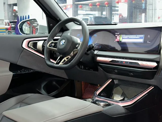 BMW X3 2025 xDrive30L Leading Type M Sports suit interior photo 16 BMW X3 2025 xDrive30L Leading Type M Sports suit interior photo 16