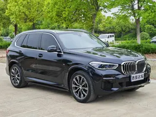 BMW X5 2021 xDrive30i M Sports suit exterior photo 2 BMW X5 2021 xDrive30i M Sports suit exterior photo 2