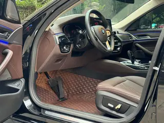 BMW 5 Series 2022 530Li Leading Type Luxury Set exterior photo 4 BMW 5 Series 2022 530Li Leading Type Luxury Set exterior photo 4