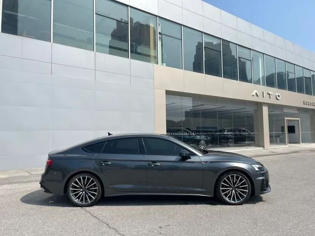 Audi A5 2024 Sportback 40 TFSI quattro Deluxe Dynamic exterior photo 5 Audi A5 2024 Sportback 40 TFSI quattro Deluxe Dynamic exterior photo 5