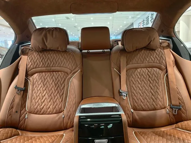 BMW 7 Series 2021 740Li xDrive Административный тип Роскошный набор интерьер фото 16 BMW 7 Series 2021 740Li xDrive Административный тип Роскошный набор интерьер фото 16