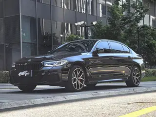 BMW 5 Series 2023 Reforma 530Li Líder M Conjunto deportivo