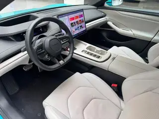 Xiaomi Auto SU7 2024 Four-wheel drive long endurance Max version interior photo 11 Xiaomi Auto SU7 2024 Four-wheel drive long endurance Max version interior photo 11