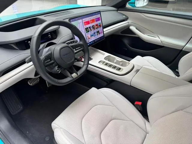 Xiaomi Auto SU7 2024 Four-wheel drive long endurance Max version interior photo 11 Xiaomi Auto SU7 2024 Four-wheel drive long endurance Max version interior photo 11