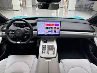 Xiaomi Auto SU7 2024 Four-wheel drive long endurance Max version interior photo 13 Xiaomi Auto SU7 2024 Four-wheel drive long endurance Max version interior photo 13