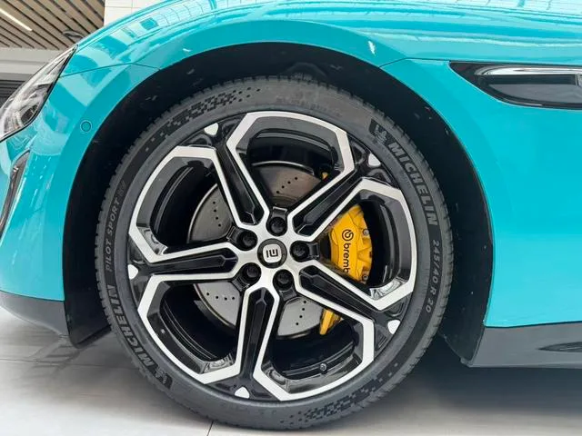 Xiaomi Auto SU7 2024 Four-wheel drive long endurance Max version interior photo 20 Xiaomi Auto SU7 2024 Four-wheel drive long endurance Max version interior photo 20