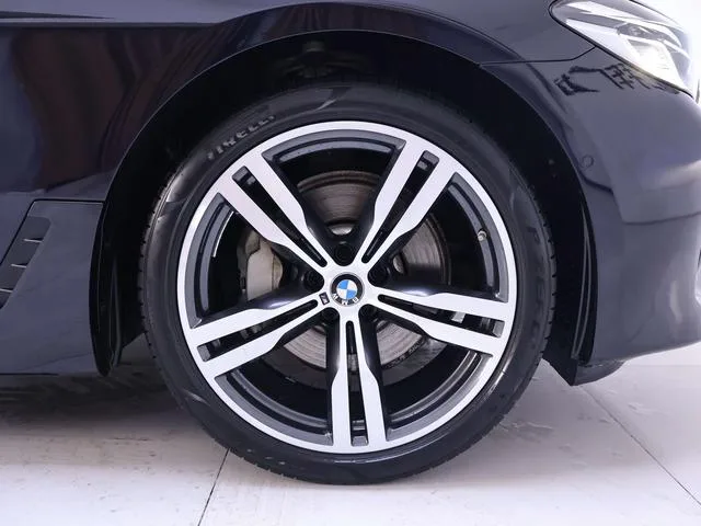 BMW 6 Series GT 2021 Reforma 630i M Conjunto deportivo exterior foto 7 BMW 6 Series GT 2021 Reforma 630i M Conjunto deportivo exterior foto 7