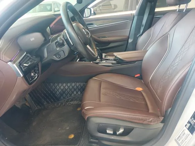 BMW 5 Series 2022 530Li Leading Type M Sports suit interior photo 7 BMW 5 Series 2022 530Li Leading Type M Sports suit interior photo 7