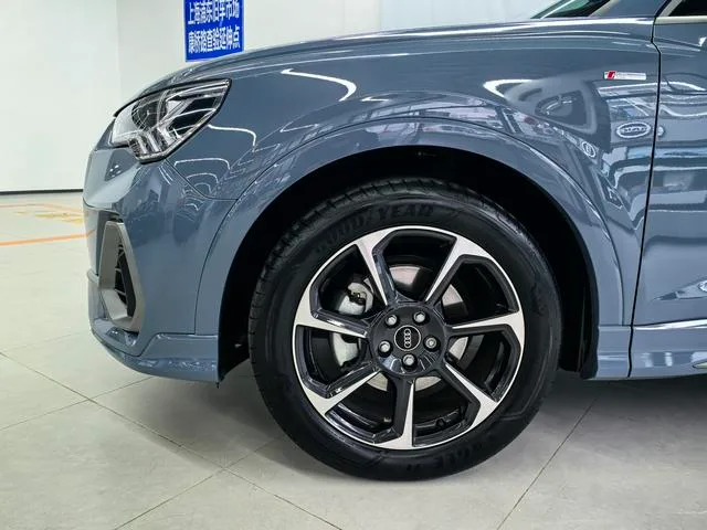 Audi Q3 Sportback 2022 40 TFSI RS Tipo de velocidad de combustión del kit exterior foto 3