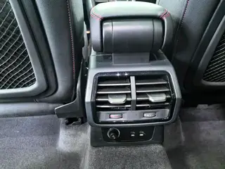 Audi Q3 Sportback 2022 40 TFSI RS Tipo de velocidad de combustión del kit interior foto 12