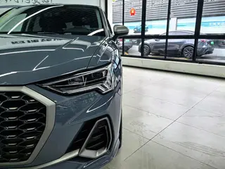 Audi Q3 Sportback 2022 40 TFSI RS Tipo de velocidad de combustión del kit interior foto 18