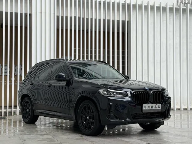 BMW X3 2022 xDrive25i M Спортивный костюм экстерьер фото 3