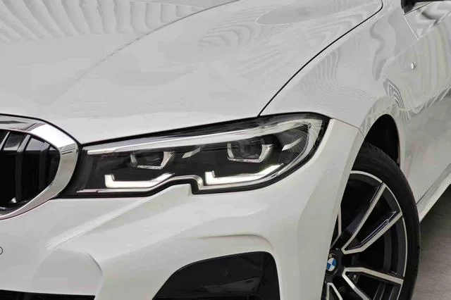 BMW 3 Series 2022 Restyling 320Li M Sports suit exterior photo 4 BMW 3 Series 2022 Restyling 320Li M Sports suit exterior photo 4