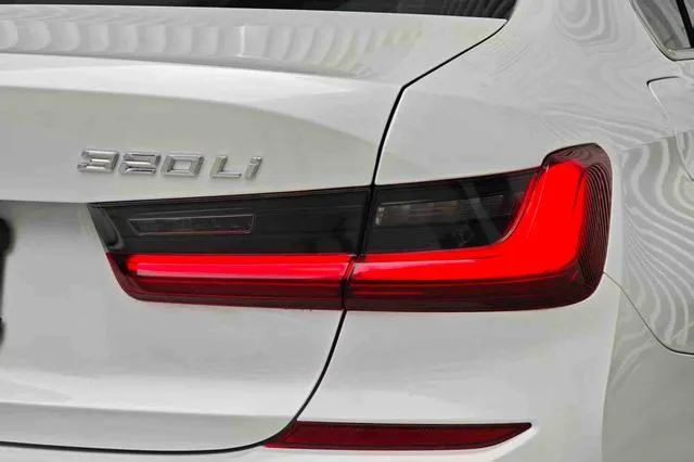 BMW 3 Series 2022 Restyling 320Li M Sports suit exterior photo 7 BMW 3 Series 2022 Restyling 320Li M Sports suit exterior photo 7