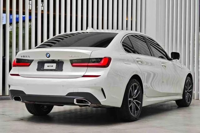 BMW 3 Series 2022 Restyling 320Li M Sports suit interior photo 16 BMW 3 Series 2022 Restyling 320Li M Sports suit interior photo 16
