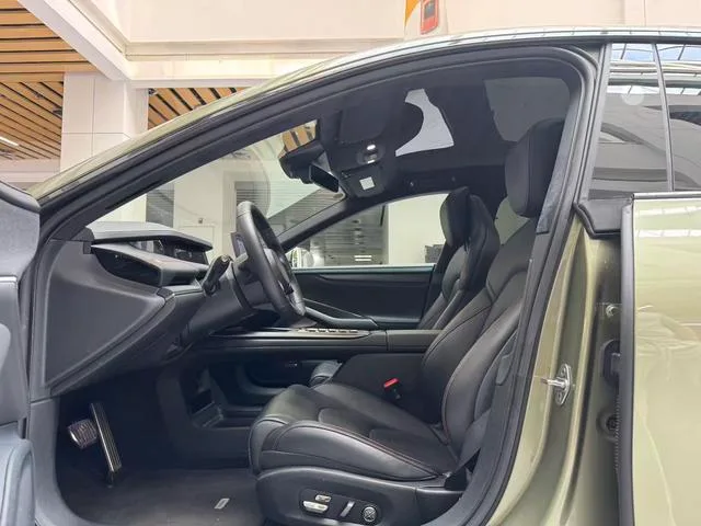 Xiaomi Auto SU7 2024 Duración de la batería con tracción en las cuatro ruedas Max Edición exterior foto 10 Xiaomi Auto SU7 2024 Duración de la batería con tracción en las cuatro ruedas Max Edición exterior foto 10