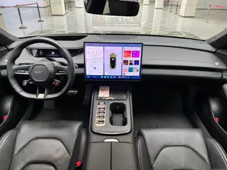 Xiaomi Auto SU7 2024 Duración de la batería con tracción en las cuatro ruedas Max Edición interior foto 13 Xiaomi Auto SU7 2024 Duración de la batería con tracción en las cuatro ruedas Max Edición interior foto 13
