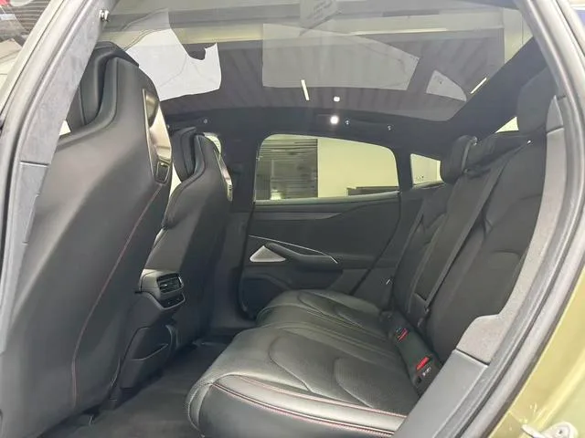 Xiaomi Auto SU7 2024 Duración de la batería con tracción en las cuatro ruedas Max Edición interior foto 15 Xiaomi Auto SU7 2024 Duración de la batería con tracción en las cuatro ruedas Max Edición interior foto 15
