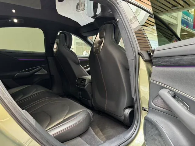 Xiaomi Auto SU7 2024 Duración de la batería con tracción en las cuatro ruedas Max Edición interior foto 18 Xiaomi Auto SU7 2024 Duración de la batería con tracción en las cuatro ruedas Max Edición interior foto 18