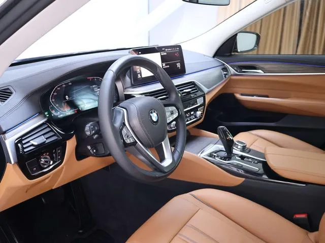 BMW 6 Series GT 2021 630i Роскошный дизайнерский набор интерьер фото 12