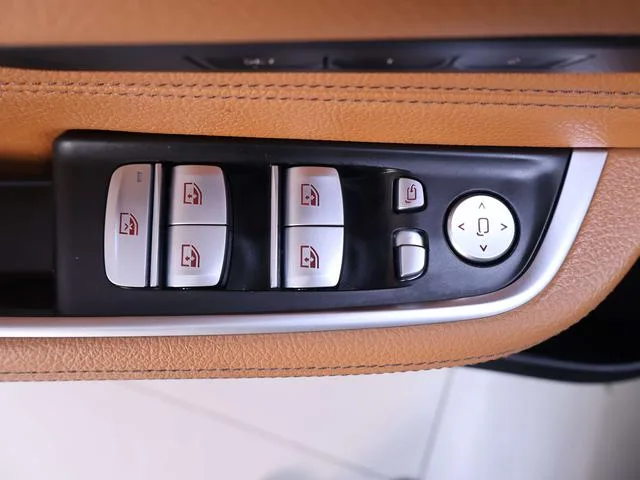 BMW 6 Series GT 2021 630i Роскошный дизайнерский набор интерьер фото 18