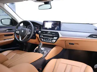 BMW 6 Series GT 2021 630i Роскошный дизайнерский набор интерьер фото 20