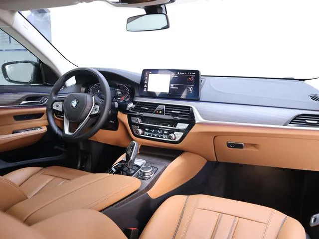 BMW 6 Series GT 2021 630i Роскошный дизайнерский набор интерьер фото 20