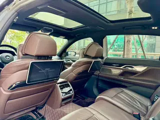 BMW 7 Series 2021 730Li M Sports suit exterior photo 6 BMW 7 Series 2021 730Li M Sports suit exterior photo 6