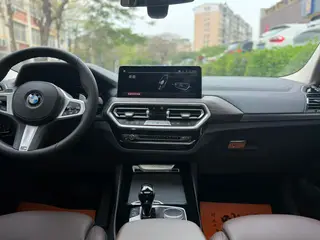 BMW X3 2022 Reforma xDrive30i Líder M Traje de noche Yao interior foto 8 BMW X3 2022 Reforma xDrive30i Líder M Traje de noche Yao interior foto 8