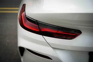 BMW 8 Series 2021 840i Coupé de cuatro puertas M Conjunto deportivo exterior foto 10
