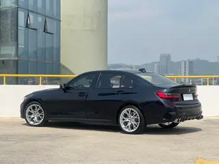 BMW 3 Series 2021 Restyling 325Li M Sports Night Suit exterior photo 4 BMW 3 Series 2021 Restyling 325Li M Sports Night Suit exterior photo 4