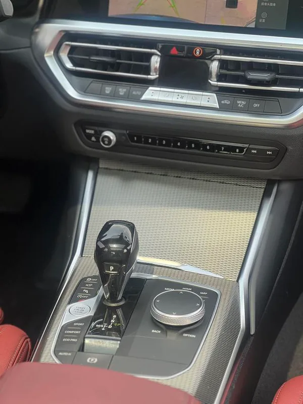 BMW 3 Series 2021 Restyling 325Li M Sports Night Suit interior photo 10 BMW 3 Series 2021 Restyling 325Li M Sports Night Suit interior photo 10