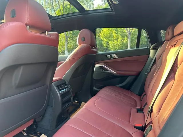 BMW X6 2021 xDrive30i M Спортивный костюм экстерьер фото 5