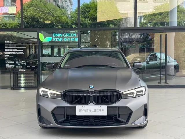 BMW 3 Series 2023 325Li M Sports suit exterior photo 2
